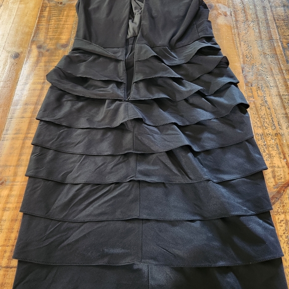 ♥️LE CHÂTEAU dress - Picture 7 of 11